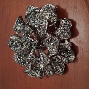 Gorgeous Large Vintage Silver Brooch With Rhinestones